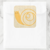 Gele slak op de achtergrond van Cream Vierkante Sticker (Tas)