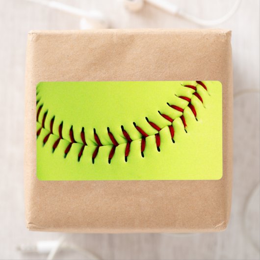 Gele softball etiket (Insitu)