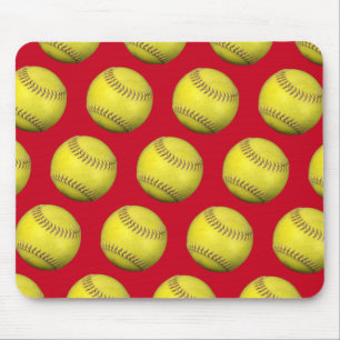 Gele Softballen op rood Muismat