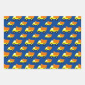 Gele Speelgoed bouwwagen op blauw Inpakpapier Vel (Voorkant 3)