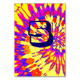Gele spiraal tie-dye trouwtafel vijf kaart