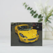 Gele sportauto briefkaart (Staand voorkant)