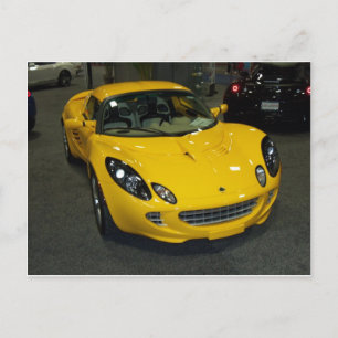 Gele sportauto briefkaart