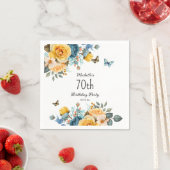 Gele Stoffige Blauwe Rozen Vlinders 70e Verjaardag Servet (Insitu)
