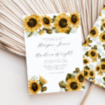 Gele Sunflower Floral Wedding Invitation Kaart<br><div class="desc">Moderne en rustige huwelijksuitnodiging met waterverf illustratie van gele zonnebloemen met babyadem. Ideaal voor een zomerbruiloft.</div>