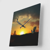 Gele Sunset Grassy Meadow Wall klok (Hoek)