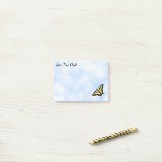 Gele Swallowtail Butterfly Blue Sky Gepersonalisee Post-it® Notes (Op bureau)