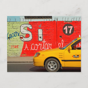Gele taxi en graffiti, Ecuador Briefkaart
