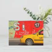 Gele taxi en graffiti, Ecuador-kaart (Staand voorkant)