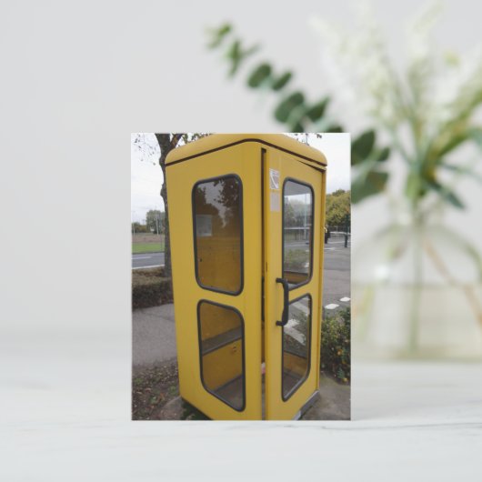 Gele telefooncel briefkaart (Staand voorkant)