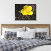 Gele tuinbloem canvas afdruk (Insitu (Slaapkamer))