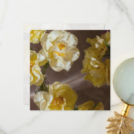 Gele tulpen foto stilleven, vintage esthetiek bedankkaart