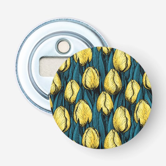Gele tulpen met blauwe bladeren button flesopener (Voorkant)