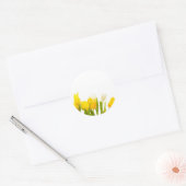 Gele tulpen ronde sticker (Envelop)