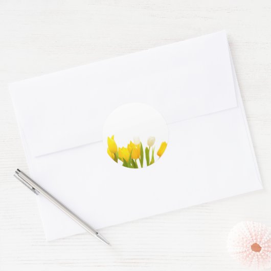 Gele tulpen ronde sticker (Envelop)