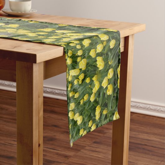 gele Tulps Field Table Runner Lange Tafelloper (Voorbeeld)