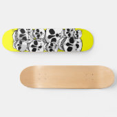 Gele verf splatter schedels zwart skateboard dek (Horizontaal)