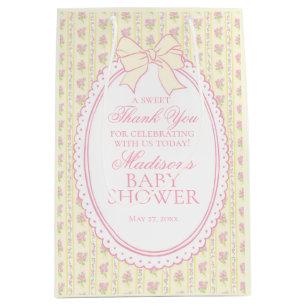 Gele Vintage Fancy Bloemige Favorieten voor Babyfe Medium Cadeauzakje