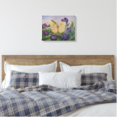 Gele vlinder met bloemen canvas afdruk (Insitu (Slaapkamer))