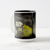 Gele vlinder tweekleurige koffiemok (Voorkant links)