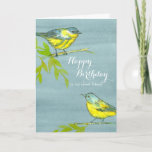 Gele vogels Happy Birthday Friend Kaart<br><div class="desc">Een  gelukkig verjaardagswenskaart voor een zoete vriend met twee felgele warbler vogels die op boomtakken met gele bladeren in een pen en inkt met waterverf op een grijze waterverf wasachtergrond zijn aangebracht.  U kunt de tekst aanpassen aan uw behoeften.</div>