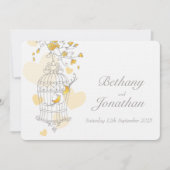 Gele vogels openen kooi aangepaste trouwuitnodigin kaart (Voorkant)