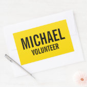 Gele vrijwilligerbadge met aangepaste naam rechthoekige sticker (Envelop)
