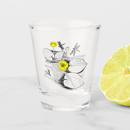 Gele waterlileugelengraving shot glas (Voorkant)