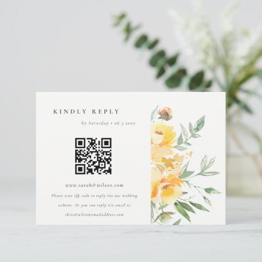 Gele Waterverf Roos Vloerbruiloft QR-code RSVP Informatiekaartje (Staand voorkant)