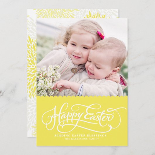 Gele Whimsical Script Happy Pasen Fotokaart Feestdagenkaart (Voorkant / Achterkant)