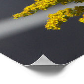 Gele wilde bloemen met Butterfly Poster (Hoek)