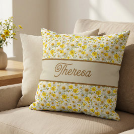 Gele Wilde Bloemen Patroon Monogram Naam Kussen