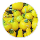 GELE WINTER SQUASH OP KERAMISCHE KNOP (Voorkant)