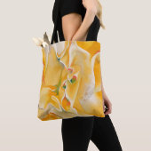 Gele witte bloem abstracte kunst Georgia O'Keeffe Tote Bag (Dichtbij)