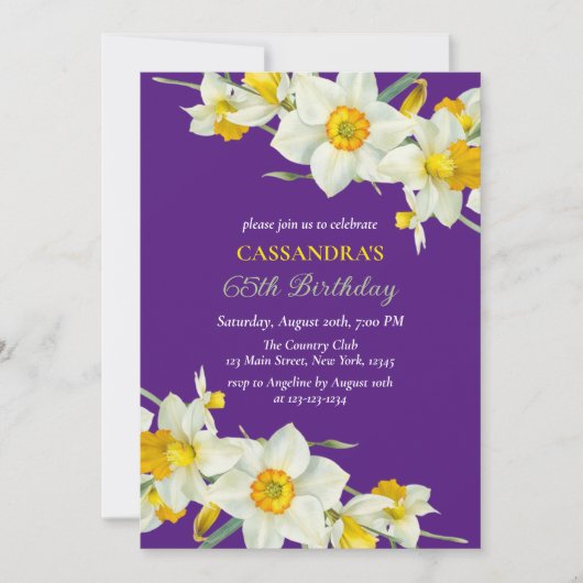 Gele Witte Daffodil Bloemen Paarse Verjaardag Kaart (Voorkant)