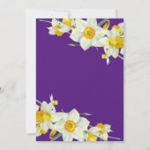 Gele Witte Daffodil Bloemen Paarse Verjaardag Kaart (Achterkant)