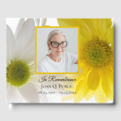 Gele witte madeliefjes viering van het leven begra gastenboek (Voorkant)