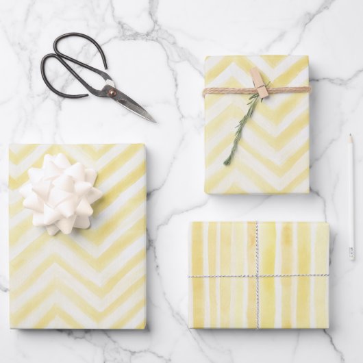 Gele Witte Zigzag Strepen Verjaardag Inpakpapier Vel (Voorkant)