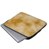 Gele wolken laptop sleeve (Voorkant onderkant)