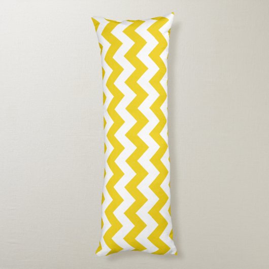 Gele zigzag, gele Chevron, geometrisch patroon Lichaamskussen (Achterkant (Verticaal))