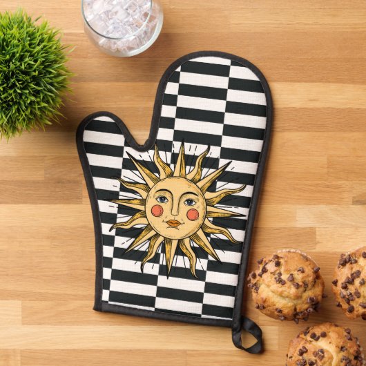 Gele zon met een gezicht ovenwant (Top down)