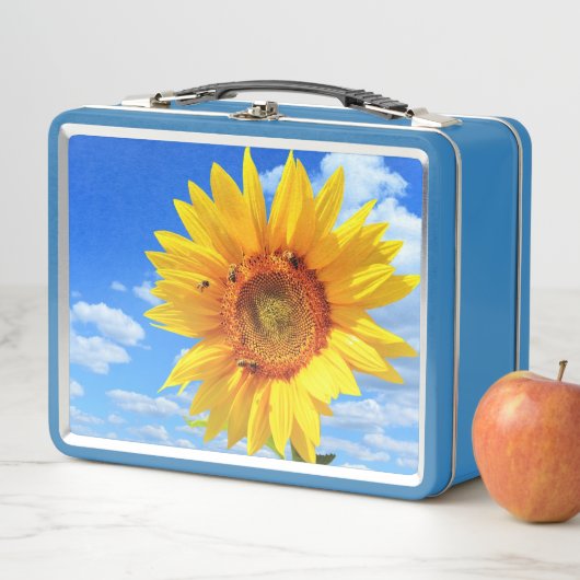 Gele zonnebloem en bijen op de blauwe hemel - zome (In situ)