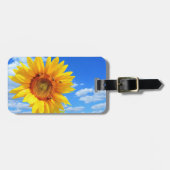 Gele zonnebloem en bijen op de blauwe hemel - zome bagagelabel (Voorkant horizontaal)