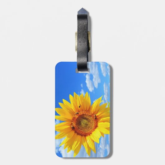 Gele zonnebloem en bijen op de blauwe hemel - zome bagagelabel (Achterkant verticaal)