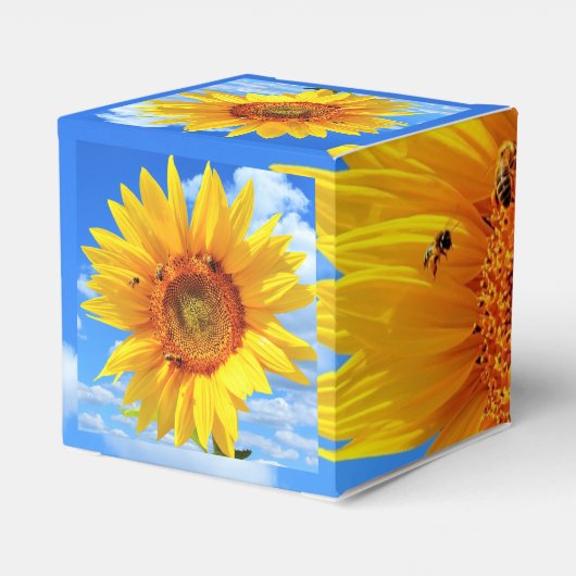 Gele zonnebloem en bijen op de blauwe hemel - zome bedankdoosjes (Achterkant)