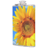 Gele zonnebloem en bijen op de blauwe hemel - zome heupfles (Links)