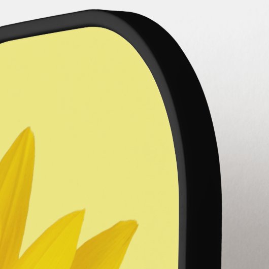 Gele zonnebloem met aangepaste naam pickleball paddle (Links Detail)