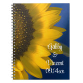 Gele zonnebloem op blauwe bruiloft notitieboek (Voorkant)