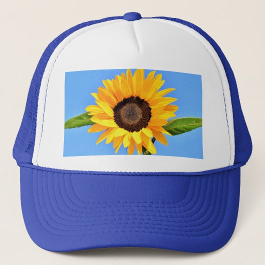 Gele Zonnebloem op Blue Sky Trucker Hoed Pet (Voorkant)