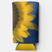 Gele zonnebloem op Blue Wedding Favor Seltzer Blikjeskoeler (Voorkant)